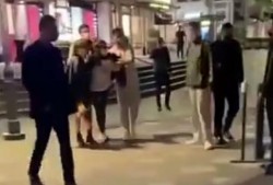 李玟摔倒谁爆料的啊视频