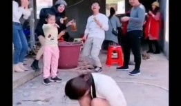 搞笑爆料视频在线观看,笑到肚子疼！